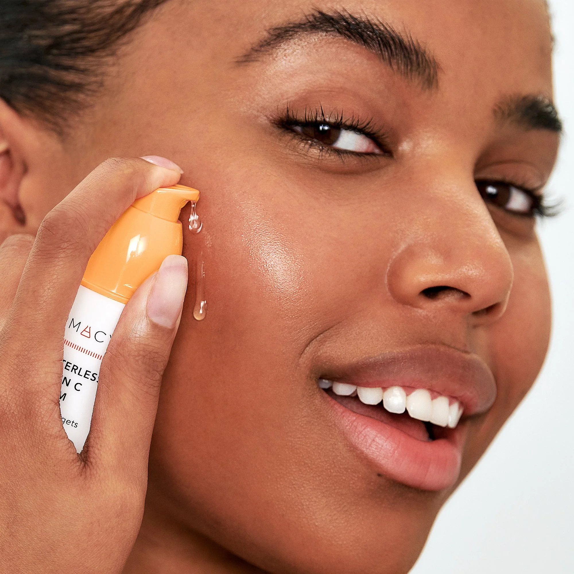 Bright On 10% Waterless Vitamin C Serum - Image 5